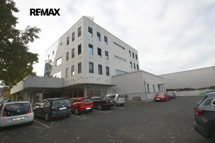 Pronájem obchodního prostoru, Kolín, Sladkovského, 540 m2