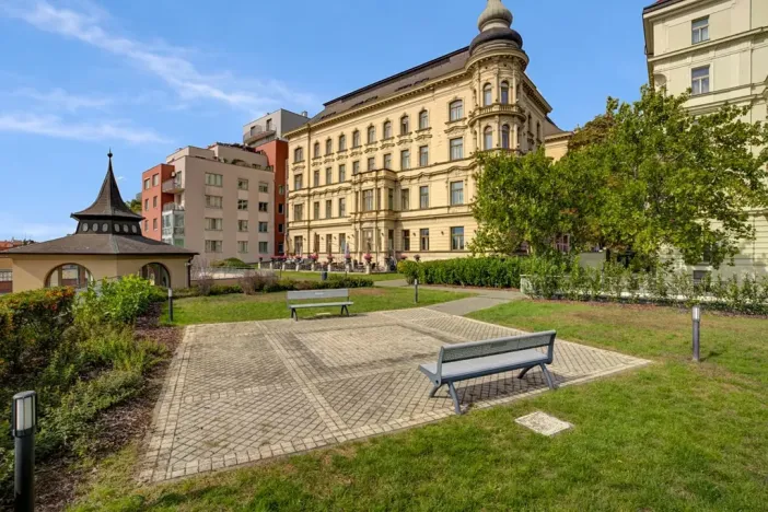 Prodej bytu 2+kk, Praha - Vinohrady, U Zvonařky, 60 m2