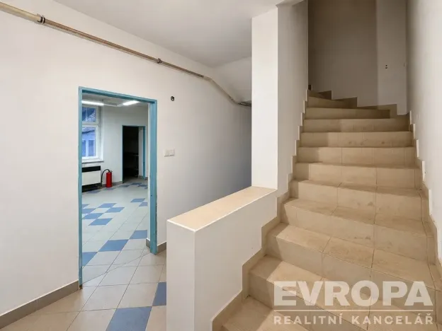 Prodej rodinného domu, Nová Paka, Kafkova, 210 m2
