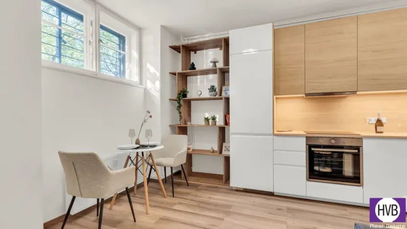 Prodej bytu 1+kk, Praha, Soběslavská, 30 m2