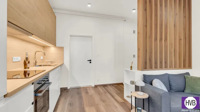 Prodej ubytování, Praha, Soběslavská, 30 m2