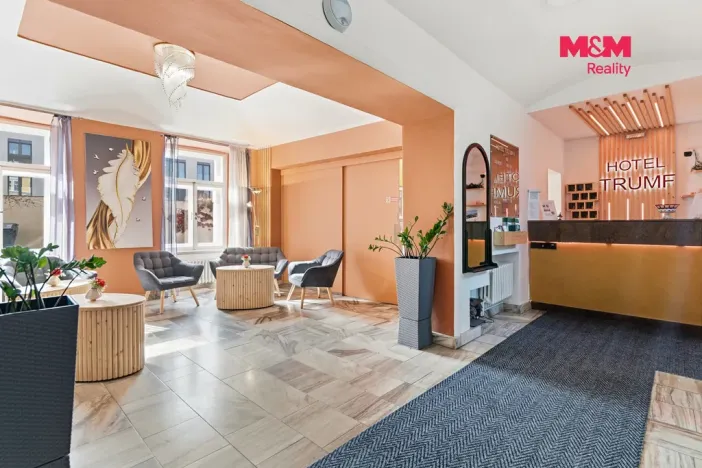 Prodej ubytování, Mladá Boleslav - Mladá Boleslav II, Českobratrské náměstí, 961 m2