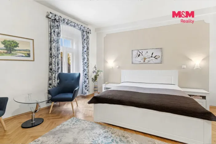 Prodej ubytování, Mladá Boleslav - Mladá Boleslav II, Českobratrské náměstí, 961 m2