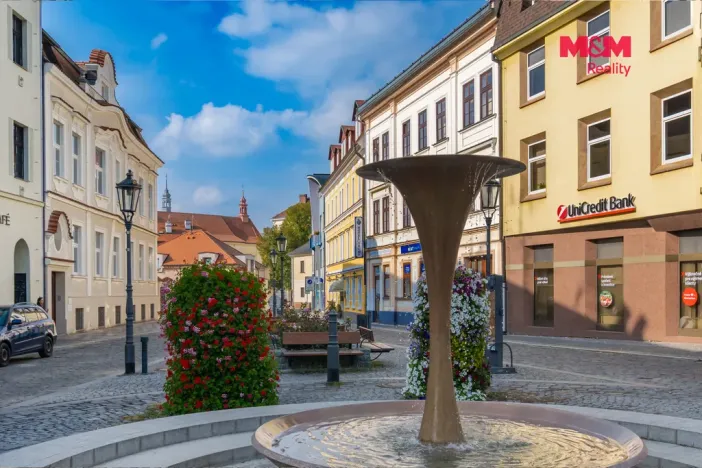 Prodej ubytování, Mladá Boleslav - Mladá Boleslav II, Českobratrské náměstí, 961 m2