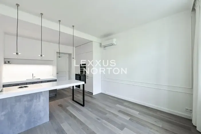 Pronájem bytu 2+kk, Praha - Vinohrady, náměstí Jiřího z Poděbrad, 56 m2