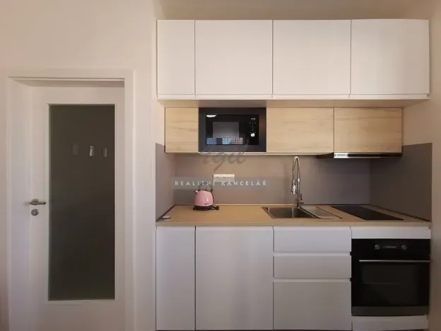 Pronájem bytu 1+kk, Šlapanice, 38 m2