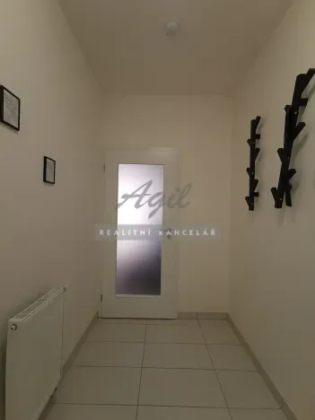 Pronájem bytu 1+kk, Šlapanice, 38 m2