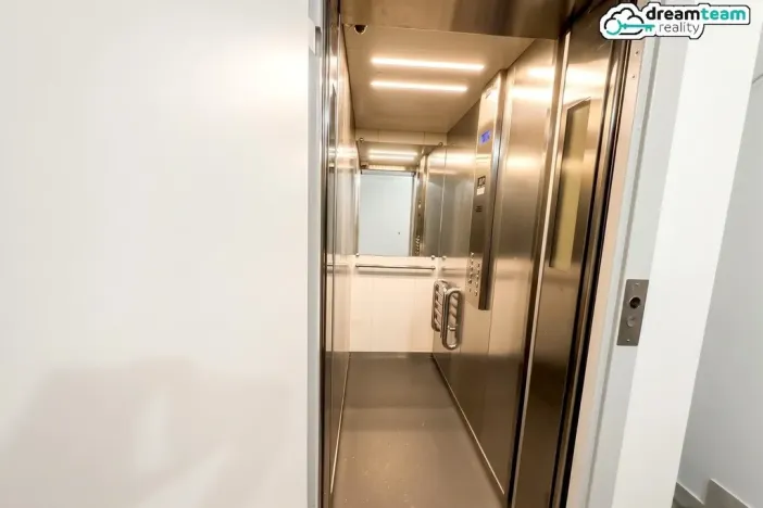 Pronájem bytu 3+1, Rožnov pod Radhoštěm, 60 m2