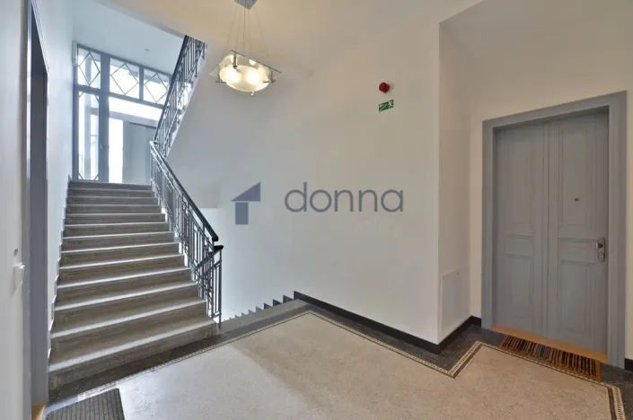 Pronájem bytu 4+kk, Praha, Laubova, 203 m2