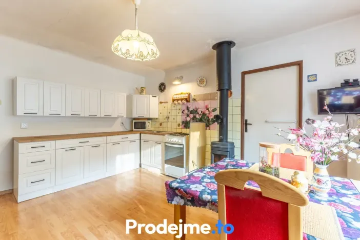 Prodej rodinného domu, Podmolí, 98 m2