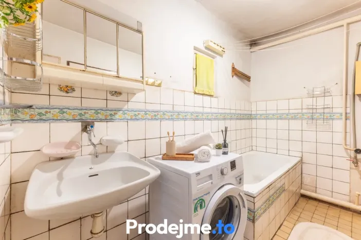 Prodej rodinného domu, Podmolí, 98 m2