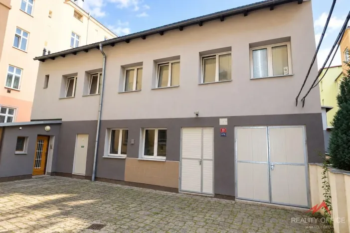 Pronájem bytu 3+kk, Děčín - Děčín IV-Podmokly, Mírové nám., 100 m2