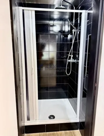 Pronájem bytu 1+kk, Praha, Mozartova, 94 m2