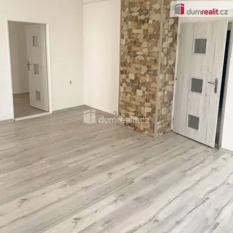 Pronájem bytu 2+1, Děčín - Děčín I-Děčín, Křížová, 75 m2