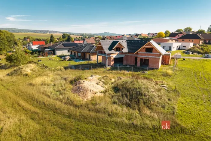 Prodej rodinného domu, Litohlavy, 212 m2