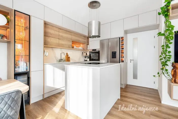 Pronájem bytu 3+kk, Praha - Hostivař, Nurmiho, 70 m2