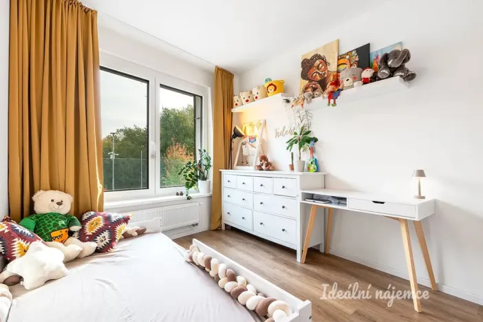 Pronájem bytu 3+kk, Praha - Hostivař, Nurmiho, 70 m2