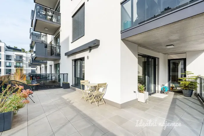 Pronájem bytu 3+kk, Praha - Hostivař, Nurmiho, 70 m2
