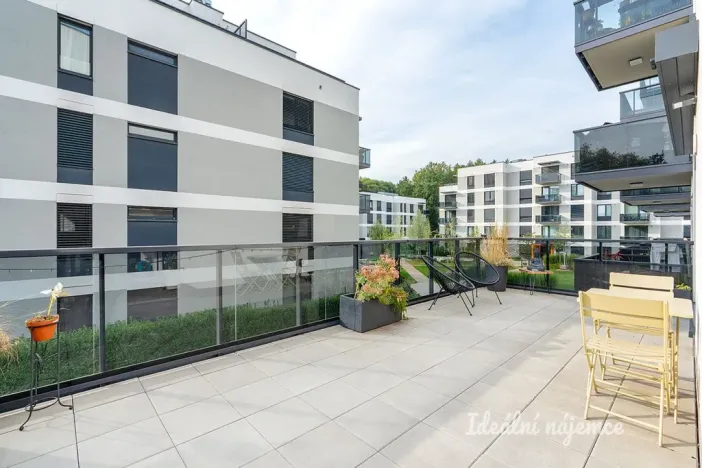 Pronájem bytu 3+kk, Praha - Hostivař, Nurmiho, 70 m2