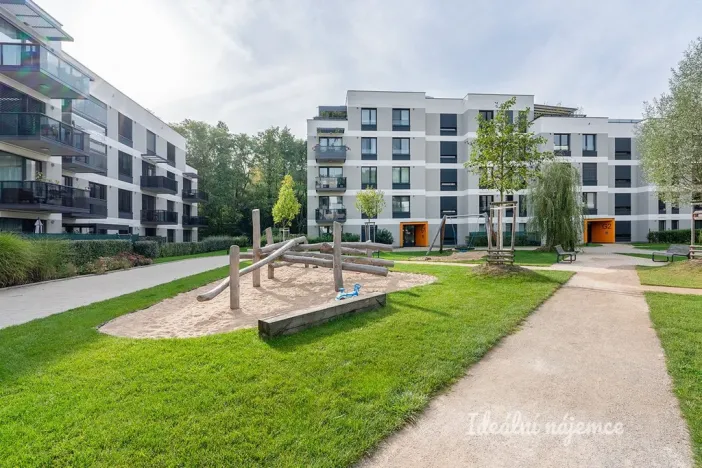 Pronájem bytu 3+kk, Praha - Hostivař, Nurmiho, 70 m2