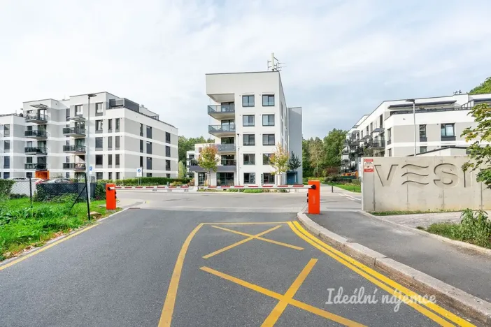 Pronájem bytu 3+kk, Praha - Hostivař, Nurmiho, 70 m2