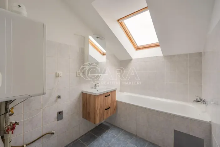 Pronájem bytu 1+kk, Písek - Václavské Předměstí, Hostivítova, 30 m2