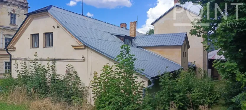 Prodej rodinného domu, Karlovice, 340 m2