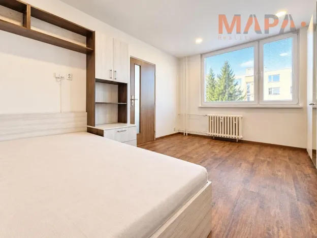 Pronájem bytu 1+1, Chomutov, Kostnická, 35 m2