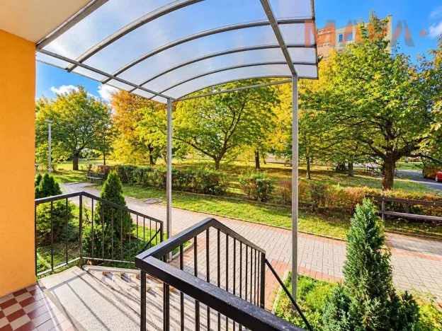 Pronájem bytu 1+1, Chomutov, Kostnická, 35 m2