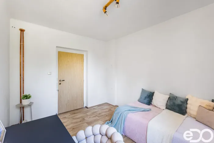 Prodej bytu 3+1, Střevač, 69 m2