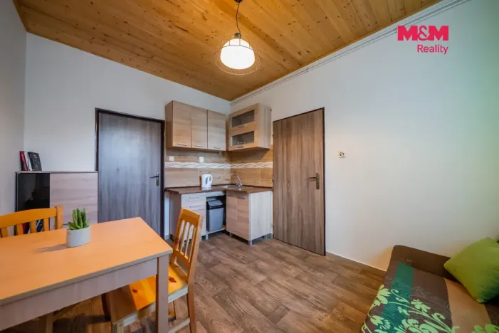 Pronájem restaurace, Seč, 292 m2