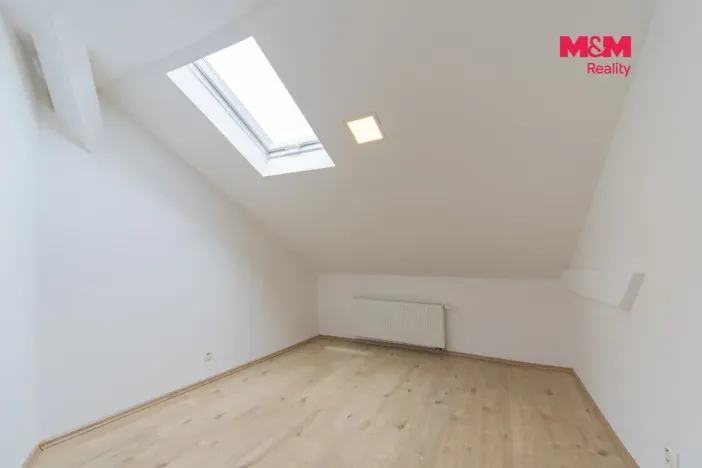 Pronájem bytu 4+1, Cheb, Svobody, 128 m2