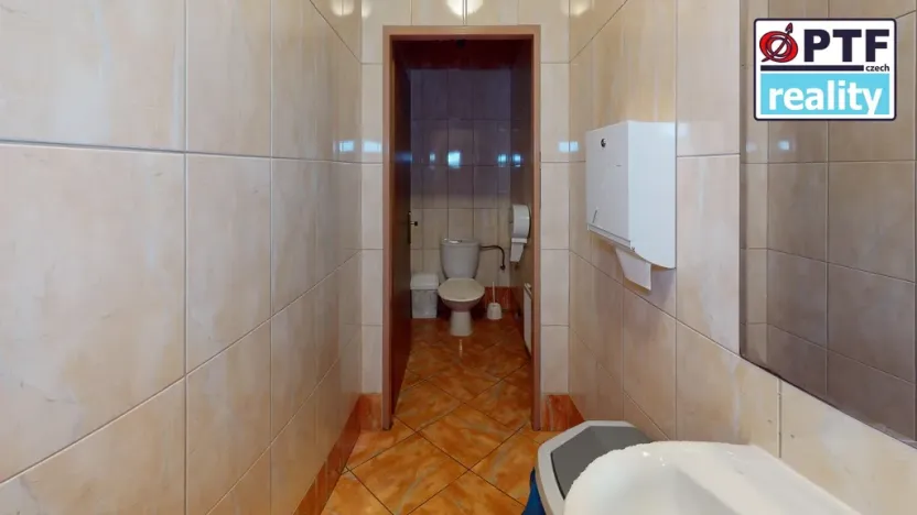 Pronájem obchodního prostoru, Plzeň, Americká, 140 m2