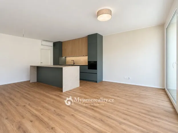 Prodej bytu 3+kk, Znojmo, Jarošova, 76 m2