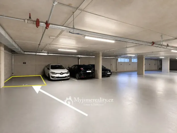 Prodej bytu 3+kk, Znojmo, Jarošova, 76 m2