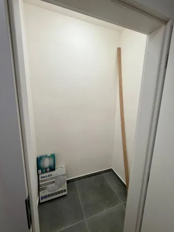 Prodej bytu 2+kk, Praha - Vysočany, Na břehu, 57 m2