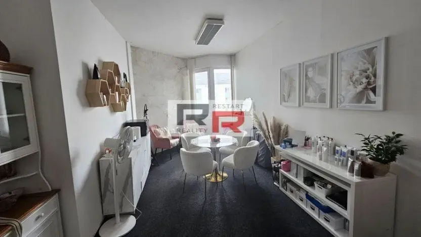 Pronájem kanceláře, Olomouc - Hodolany, Fibichova, 36 m2