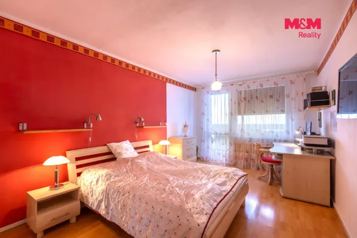 Prodej bytu 2+1, Teplice - Trnovany, V závětří, 83 m2
