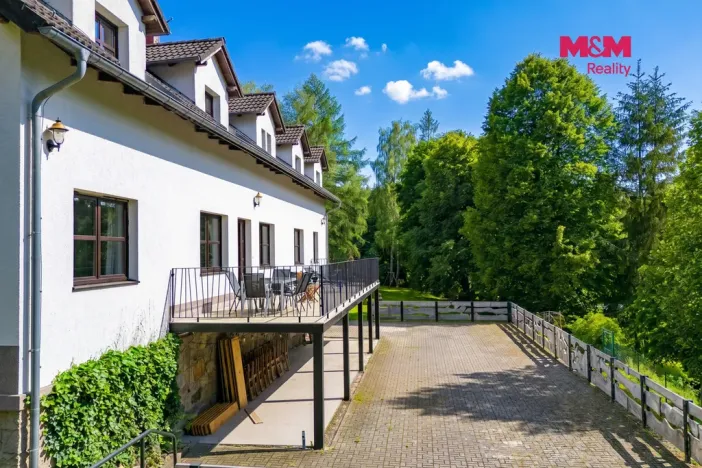 Prodej ubytování, Horní Slavkov, Ke Koupališti, 443 m2