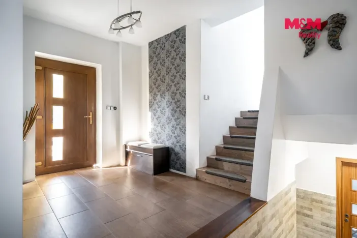 Prodej rodinného domu, Hlinsko - Blatno, 181 m2