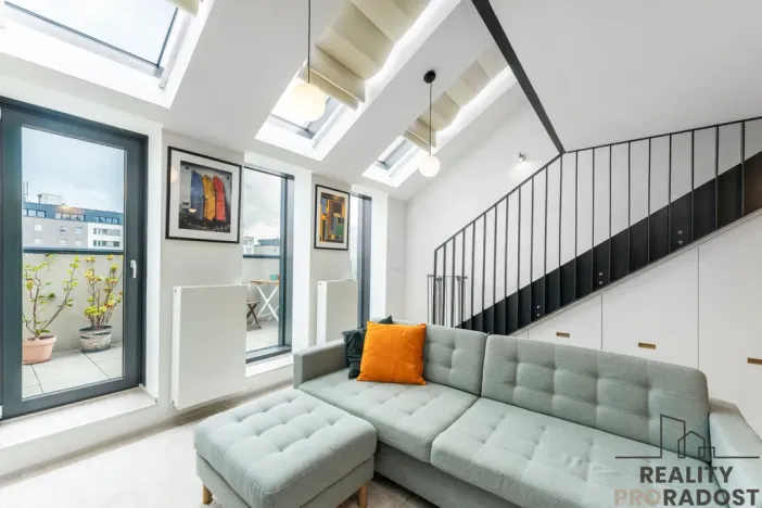 Prodej bytu 3+kk, Praha, Hartigova, 82 m2