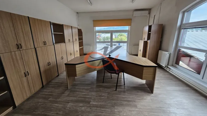 Pronájem kanceláře, Zašová, 200 m2