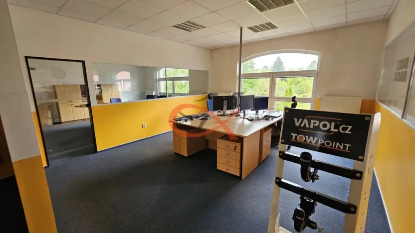 Pronájem kanceláře, Zašová, 200 m2