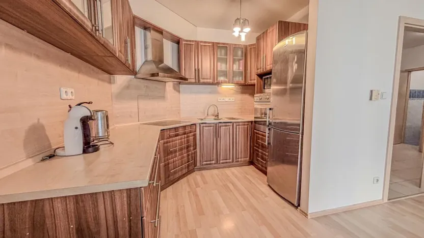 Pronájem bytu 2+kk, Praha - Vysočany, Na Harfě, 57 m2