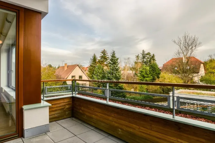Pronájem bytu 2+kk, Dolní Břežany, U Náměstí, 57 m2
