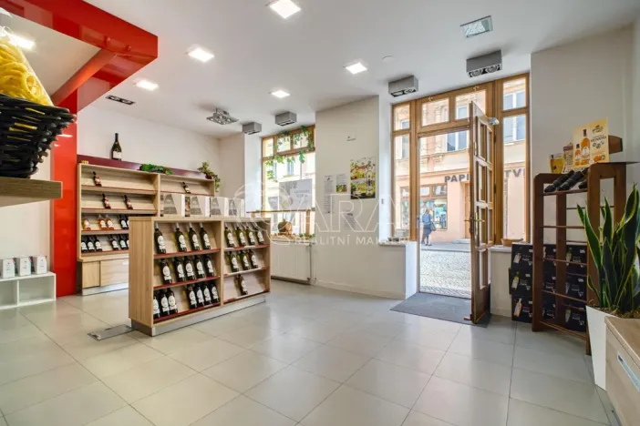 Pronájem obchodního prostoru, Nový Jičín, 28. října, 50 m2