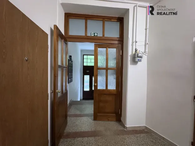 Prodej bytu 2+kk, Karlovy Vary, Moravská, 43 m2