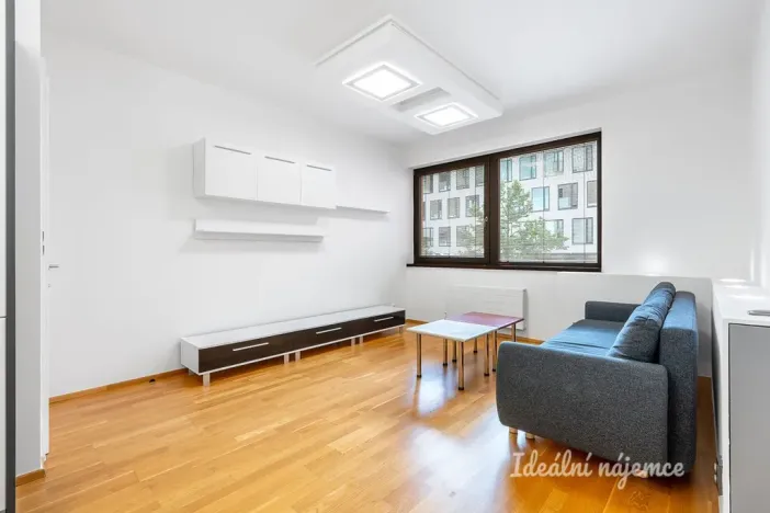 Pronájem bytu 2+kk, Praha - Holešovice, V přístavu, 64 m2