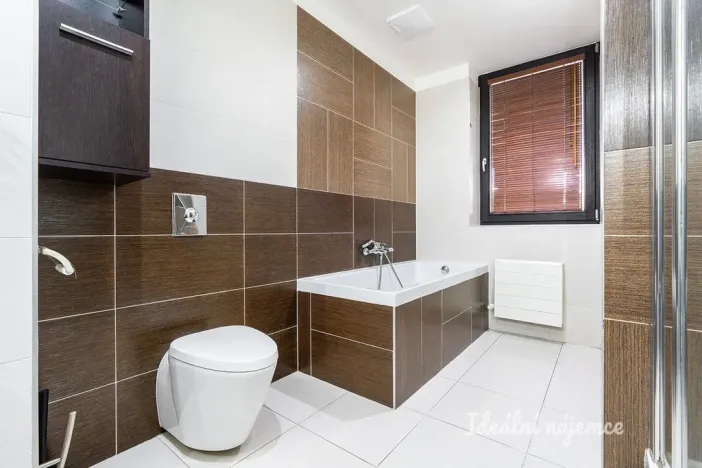 Pronájem bytu 2+kk, Praha - Holešovice, V přístavu, 64 m2