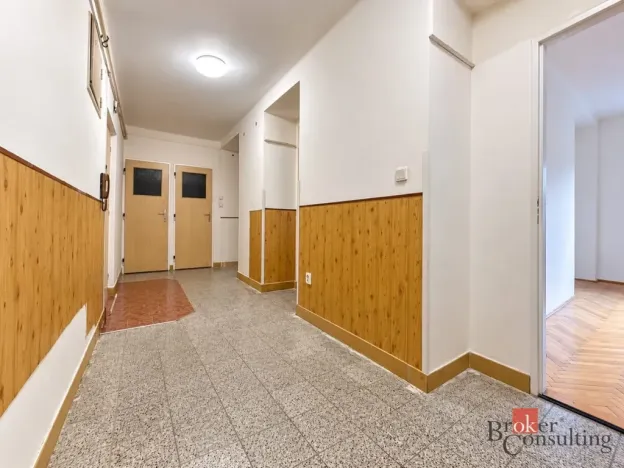 Prodej bytu 2+1, Ostrava - Poruba, Komenského, 59 m2